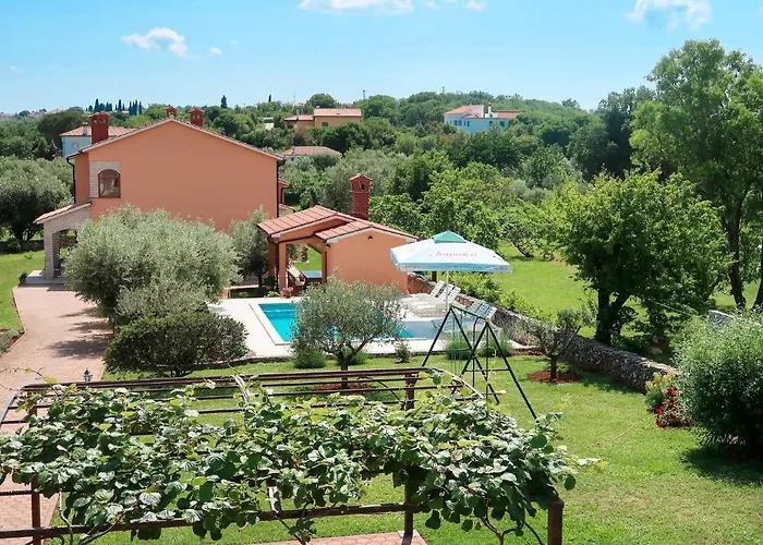 Martina-1 By Interhome Крница